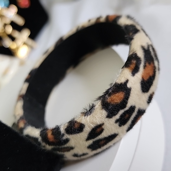 Animal Print Bracelet Set New - Picture 8 of 8